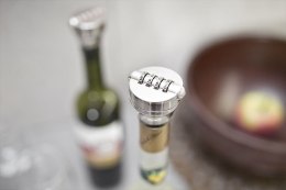 Strażnik wina - cyfrowy zamek na wino w metalowej puszce