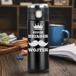 Kubek termiczny z grawerem – prezent dla dziadka na święta