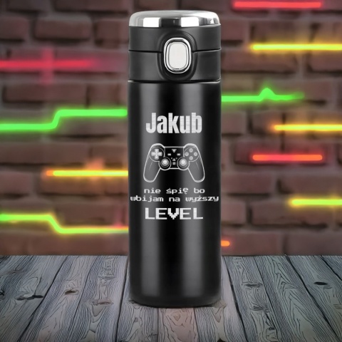 Prezent dla gracza na święta – kubek termiczny LED