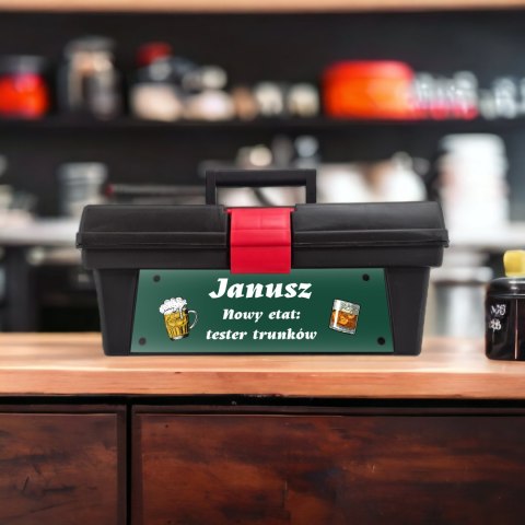 SKRZYNKA NARZĘDZIOWA Z ETYKIETĄ NA EMERYTURĘ