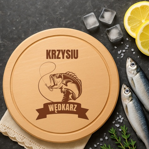 Bukowa deska z grawerem – prezent dla zapalonego wędkarza