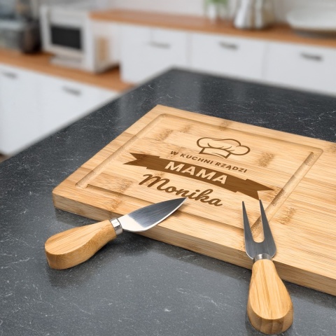 Deska do serów z grawerem - idealny prezent dla mamy
