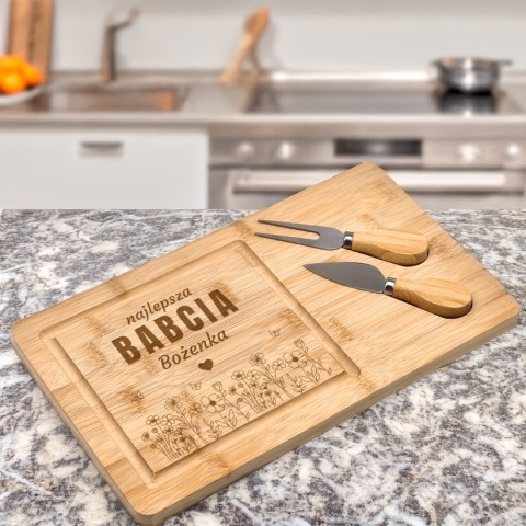 Deska do serów z grawerem - wyjątkowy prezent dla babci
