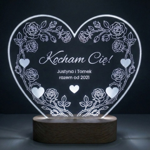Lampka personalizowana z grawerem - prezent na walentynki dla niej i dla niego