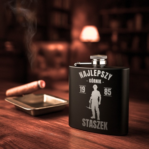 Piersiówka dla najlepszego górnika - prezent na urodziny z grawerem