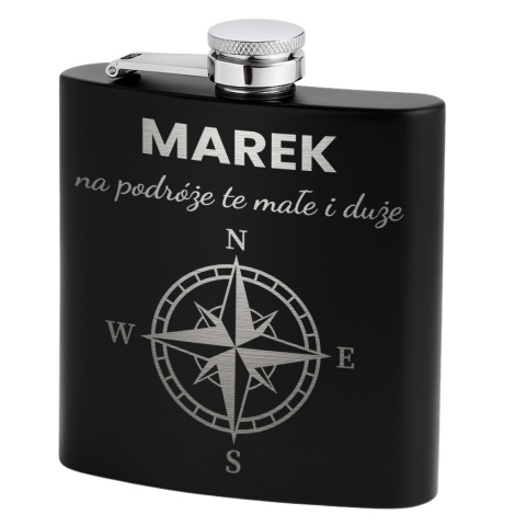 Piersiówka dla podróżnika - prezent z grawerem