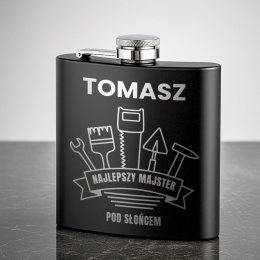 Piersiówka grawerowana - prezent dla każdego majstra