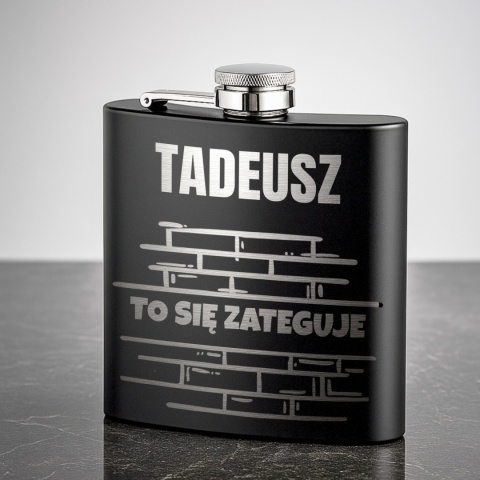 Piersiówka z grawerem dla budowlańca - wyjątkowy prezent