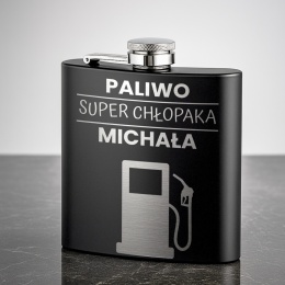 Piersiówka z grawerem dla chłopaka - prezent