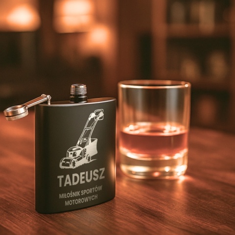 Piersiówka z grawerem dla ogrodnika - wyjątkowy prezent