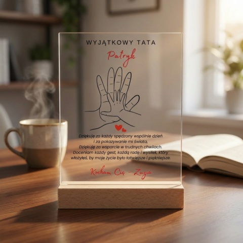Personalizowana Statuetka na Dzień Ojca z Motywem Dłoni i Własną Dedykacją