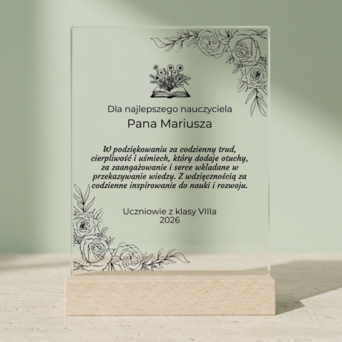 Personalizowana Statuetka z Podziękowaniem dla Nauczyciela na Zakończenie Roku Szkolnego