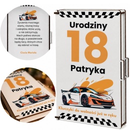 Pamiątka na 18 urodziny dla chłopaka - Pudełko na pieniądze z motywem samochodu
