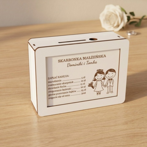 Ślubna skarbonka personalizowana z zabawnym cennikiem małżeńskim