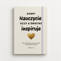 Biały notes A5 ze złotym sercem jako pamiątkowy podarunek od przedszkolaka na Dzień Nauczyciela