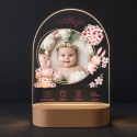 Owalna lampka ze szkła akrylowego z motywem króliczków - personalizowana pamiątka na chrzest