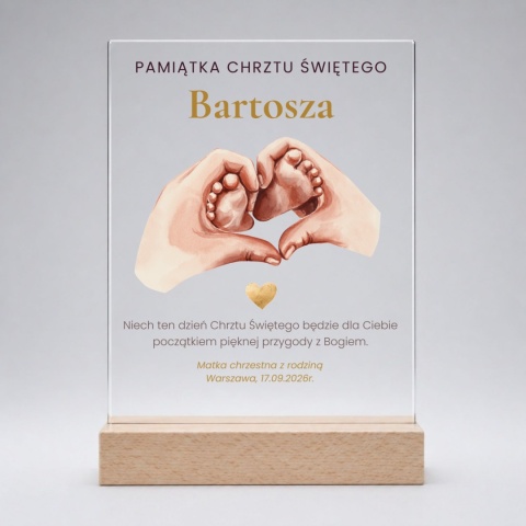 Pamiątka chrztu świętego - statuetka akrylowa na Chrzest z drewnianą podstawą motyw dłoni i stópek