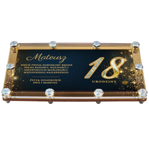 Personalizowana kartka na pieniądze z plexi na 18 urodziny ze złotym motywem