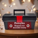 Skrzynka narzędziowa z etykietą na 18 urodziny dla chłopaka