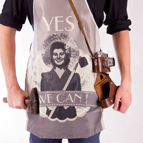 FARTUSZEK RETRO z napisem "Yes we can" FARTUSZEK RETRO z napisem "Yes we can"