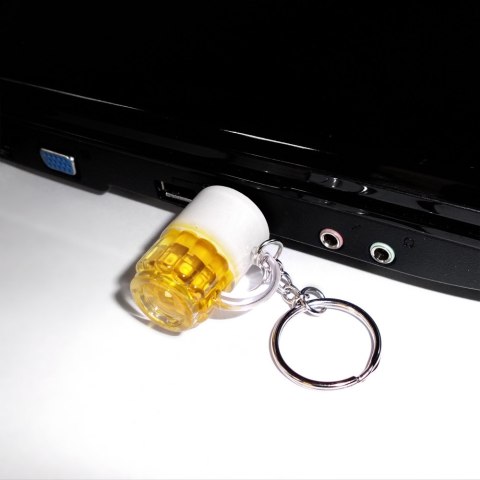 PIWNY PENDRIVE 16GB PIWNY PENDRIVE 16GB