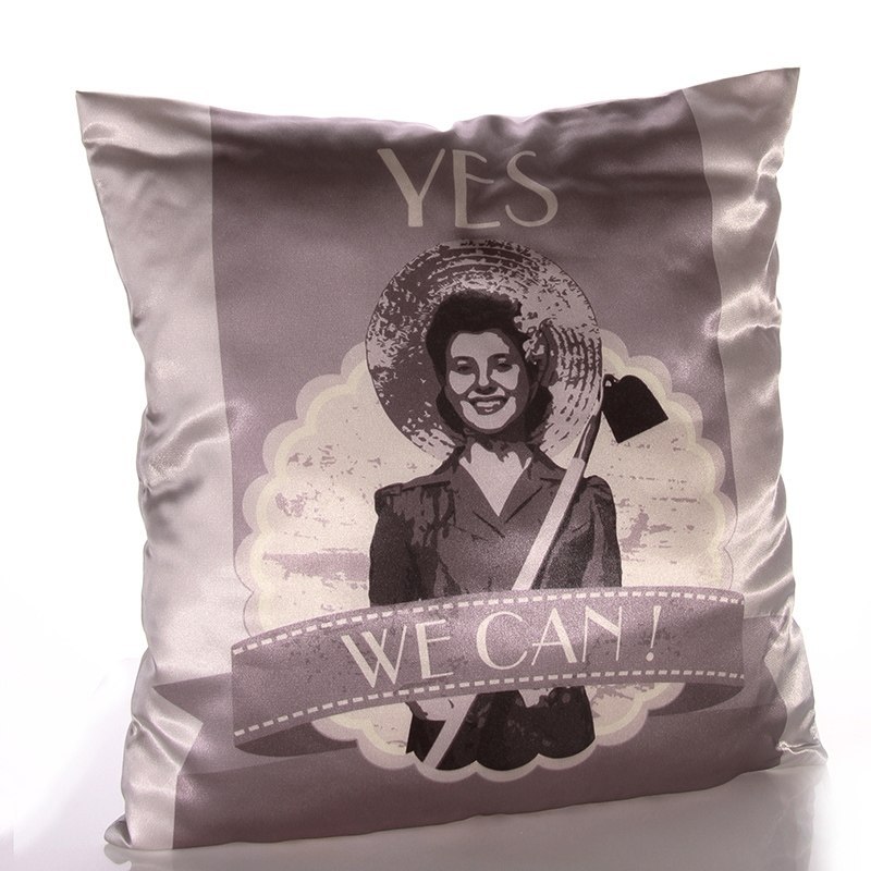 POSZEWKA RETRO z napisem "Yes we can" POSZEWKA RETRO z napisem "Yes we can"